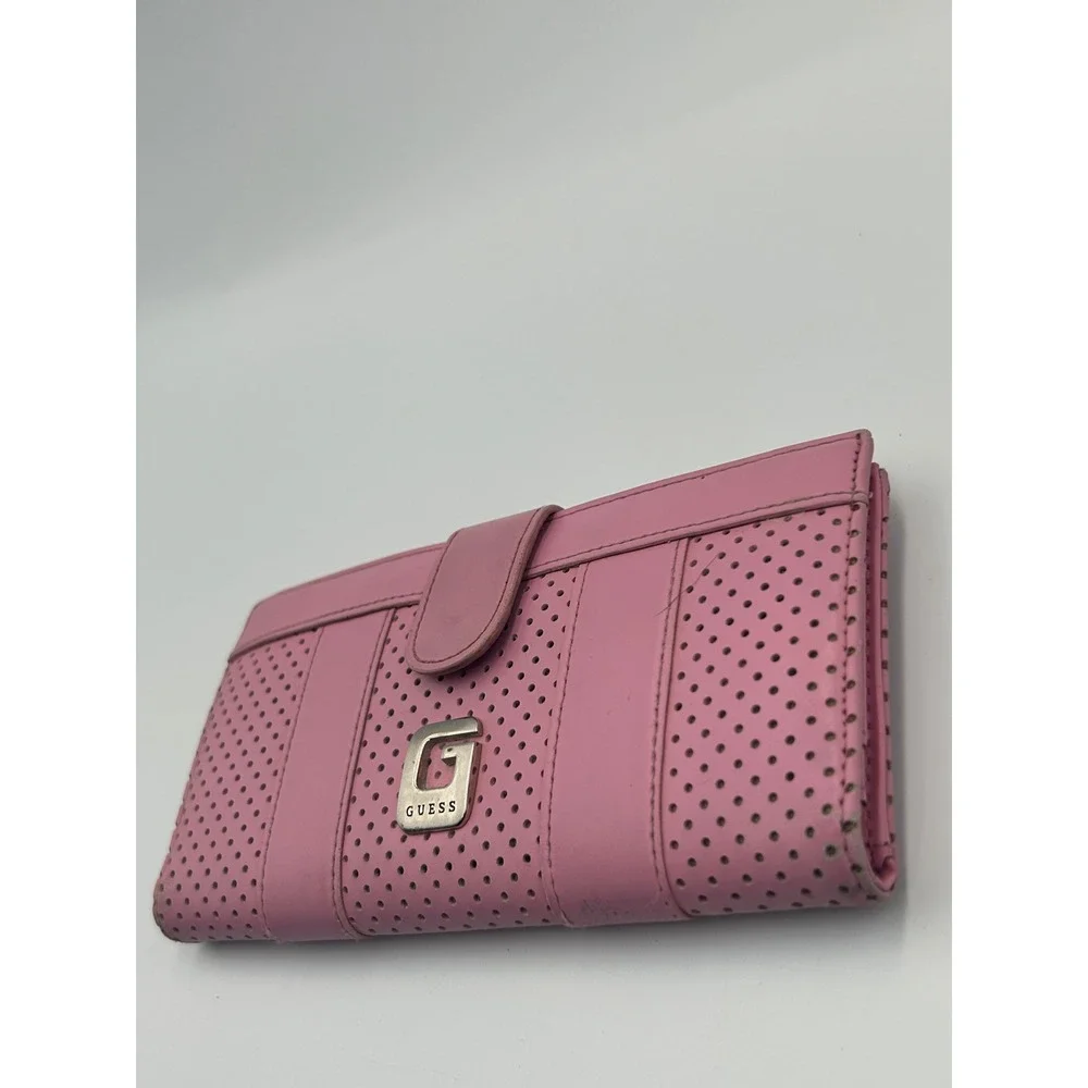 Guess Pink Perforated Faux Leather Bifold Wallet Silver G Logo Plaque B1000